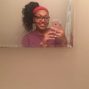 Meet your Posher, Ciera